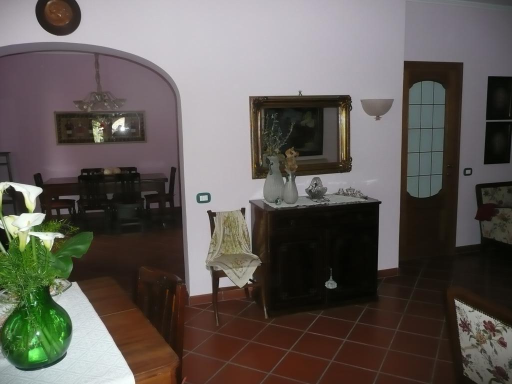 A Casa Sorriso B&B La Massimina-Casal Lumbroso Eksteriør billede